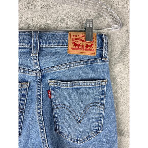 Levis High Waisted Mom Jeans 26 Distressed Light Wash Stretchy High Rise Grunge - Picture 7 of 16